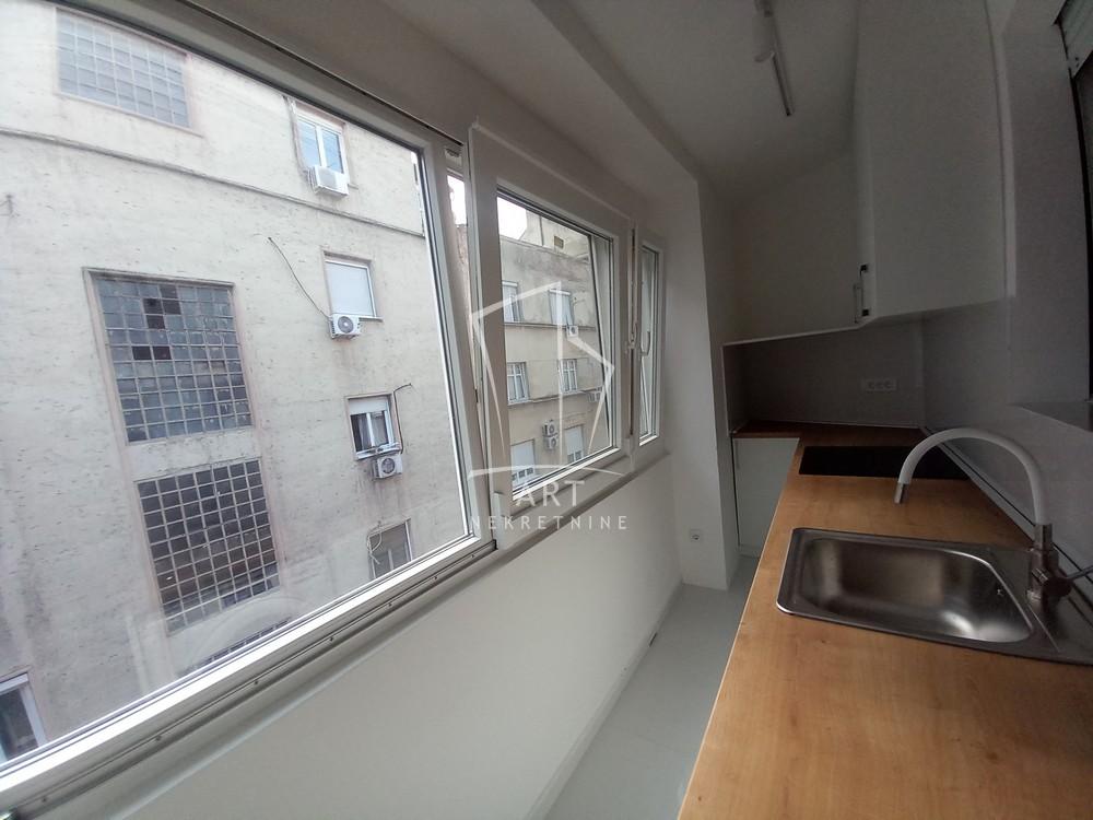 Slika 7 - Skadarska, Dvosoban stan za izdavanje, 37m2, 700€