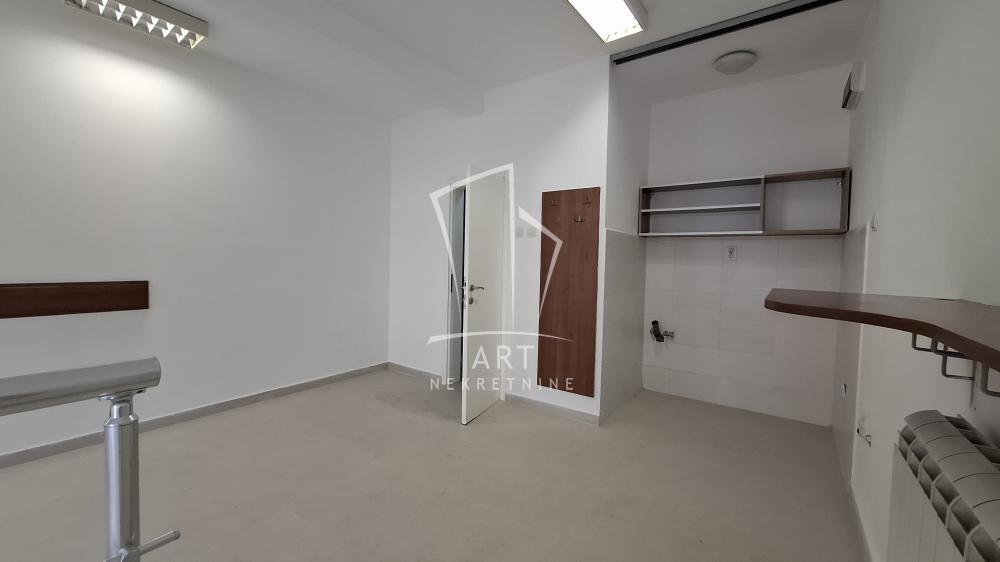 Slika 2 - Šumatovačka,  Lokal za izdavanje, 24m2, 600€
