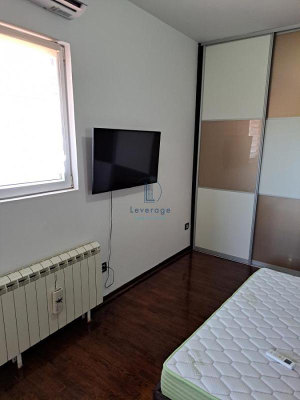 Slika 7 - Cvetanova ćuprija, Trosoban stan za izdavanje, 100m2, 800€