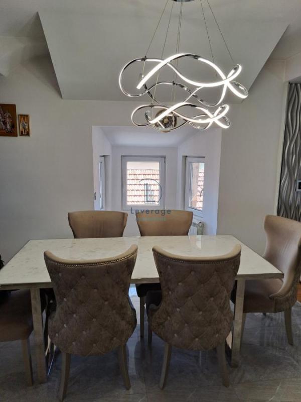 Slika 2 - Cvetanova ćuprija, Trosoban stan na prodaju, 100m2, 295.000€