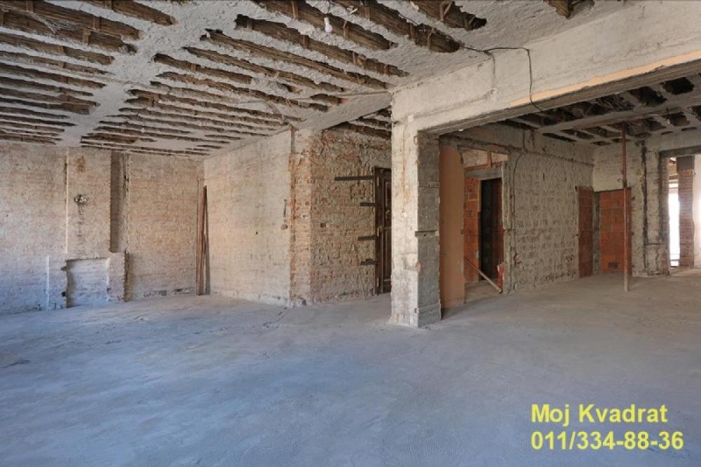Slika 2 - Petosoban stan na prodaju, 241m2, 939.900€
