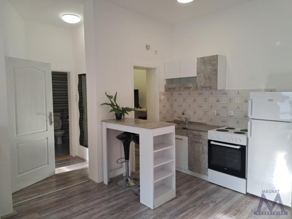 Slika 2 - Trosoban stan na prodaju, 71m2, 204.800€