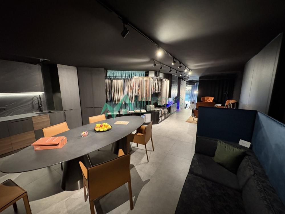 Slika 5 -  Lokal na prodaju, 210m2, 713.790€