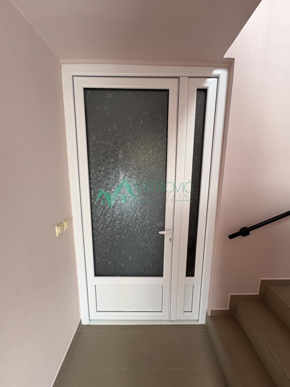 Slika 10 - Četvorosoban stan za izdavanje, 126m2, 500€