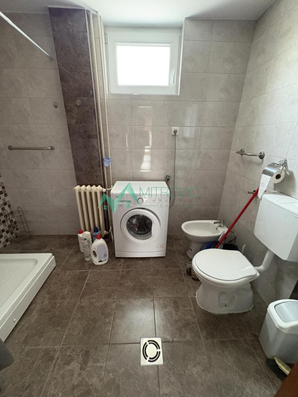 Slika 7 - Četvorosoban stan za izdavanje, 126m2, 500€