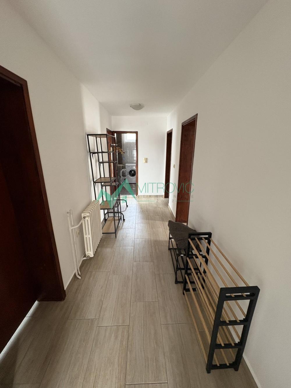 Slika 9 - Četvorosoban stan za izdavanje, 126m2, 500€