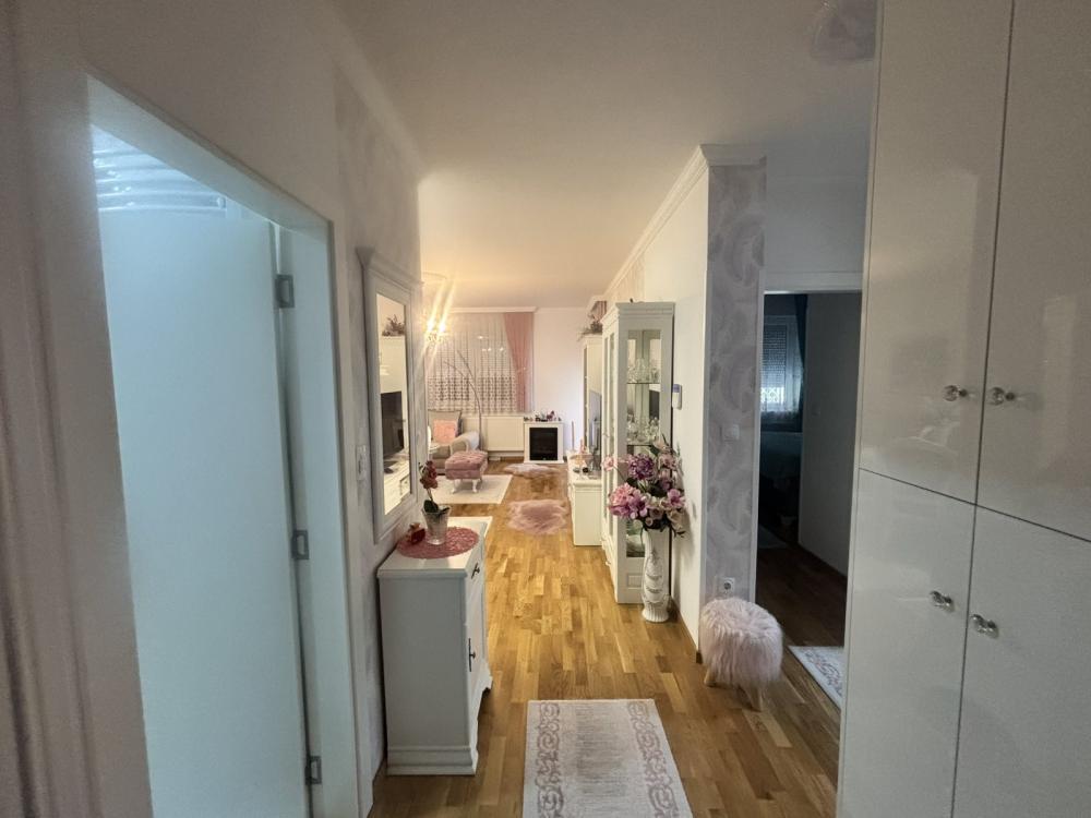 Slika 4 - Četvorosoban stan na prodaju, 64m2, 199.300€