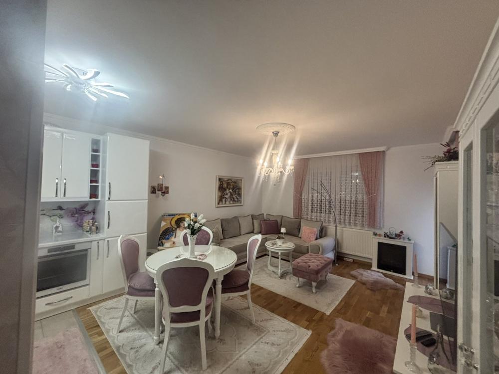 Slika 1 - Četvorosoban stan na prodaju, 64m2, 199.300€