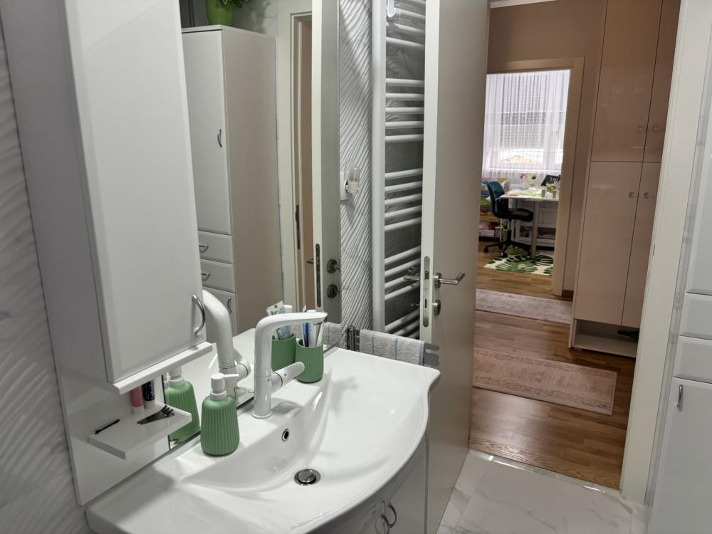 Slika 6 - Četvorosoban stan na prodaju, 64m2, 199.300€