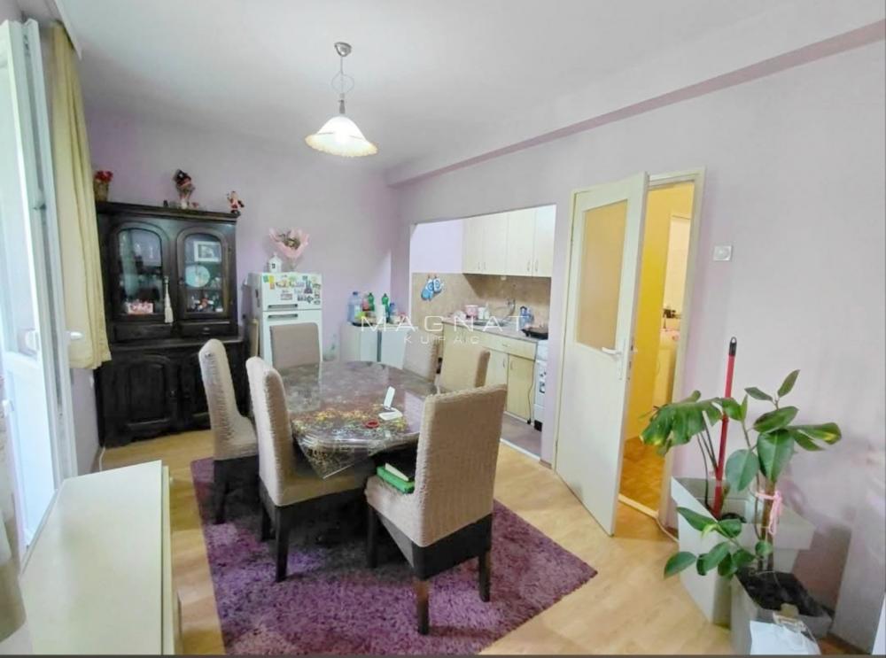 Slika 1 - Srpskog Husarskog puka, Dvoiposoban stan na prodaju, 60m2, 85.000€