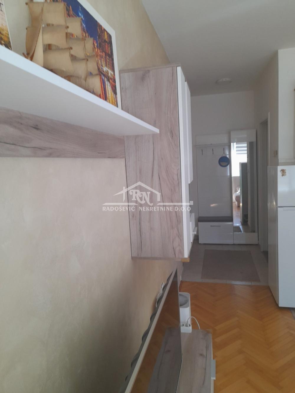 Slika 3 - Đuje i Dragoljuba, Jednoiposoban stan za izdavanje, 33m2, 300€
