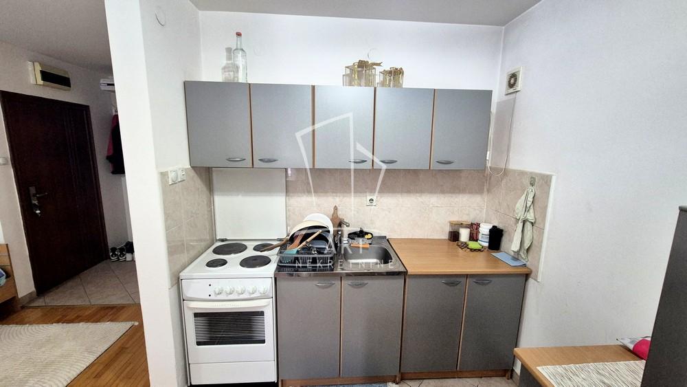Slika 4 - Šejkina, Jednosoban stan za izdavanje, 35m2, 300€
