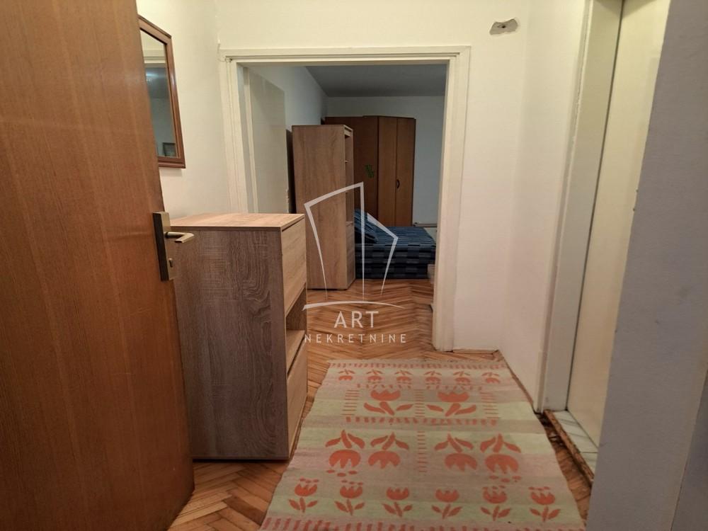 Slika 1 - Sloga, Jednosoban stan za izdavanje, 23m2, 350€