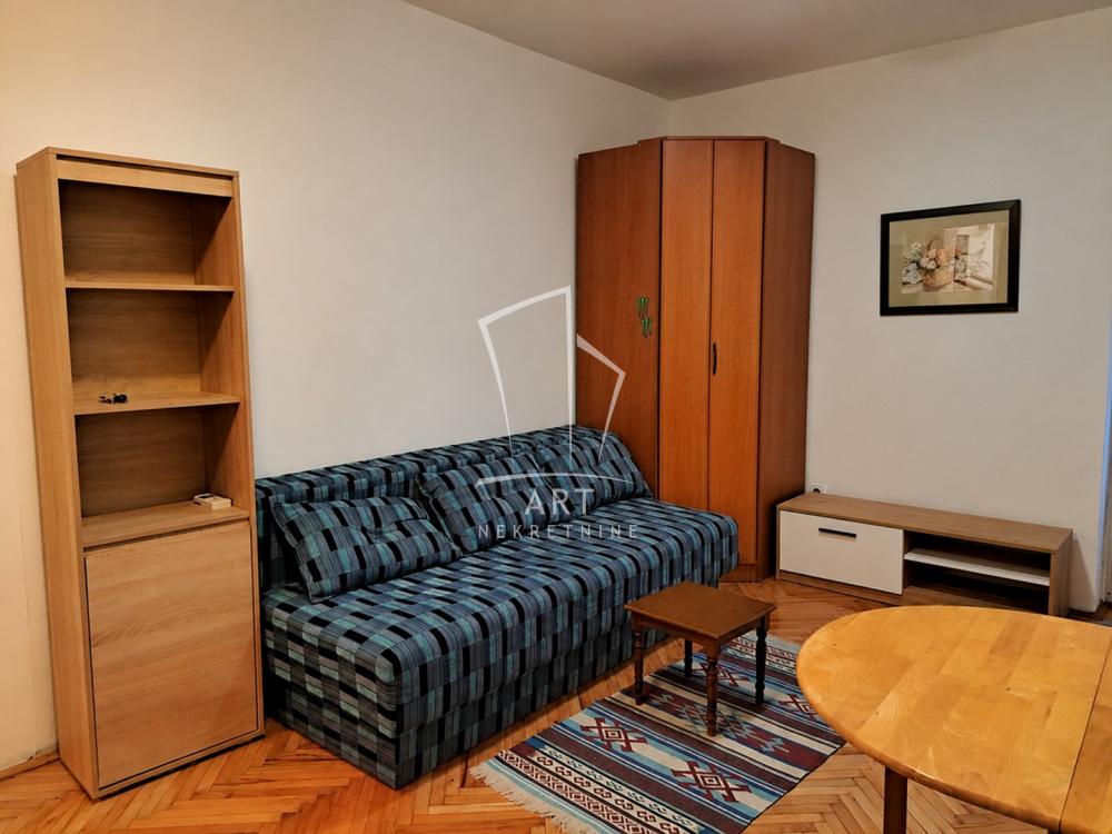 Slika 2 - Sloga, Jednosoban stan za izdavanje, 23m2, 350€