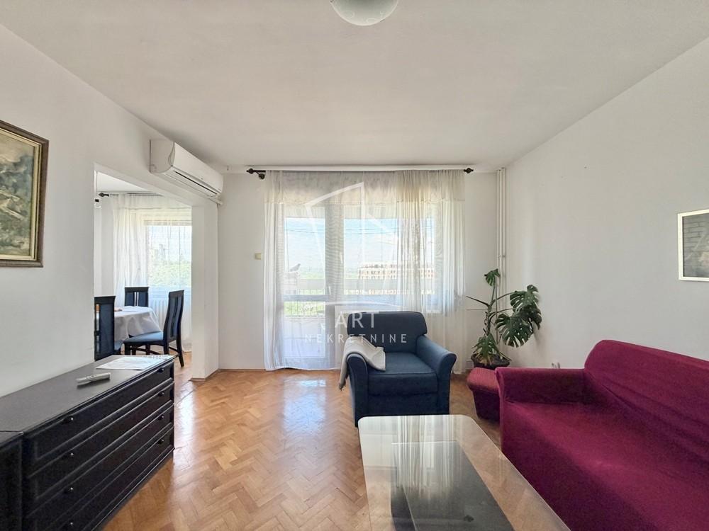 Slika 2 - Nikolaja Gogolja, Četvorosoban stan za izdavanje, 82m2, 600€