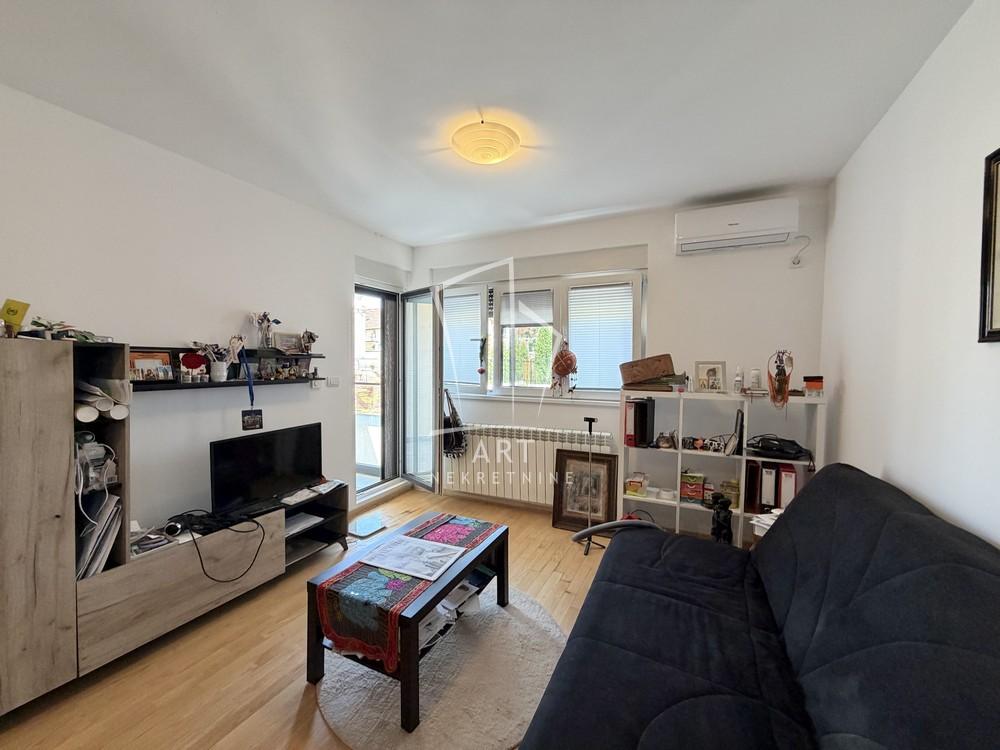 Slika 1 - Cara Dušana, Dvosoban stan na prodaju, 45m2, 146.500€