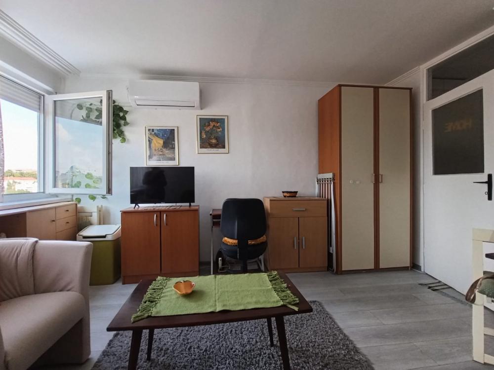 Slika 3 - Triše Kaclerovića, Jednosoban stan za izdavanje, 20m2, 330€
