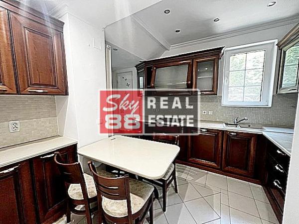 Slika 10 -  Kuća za izdavanje, 375m2, 4.000€