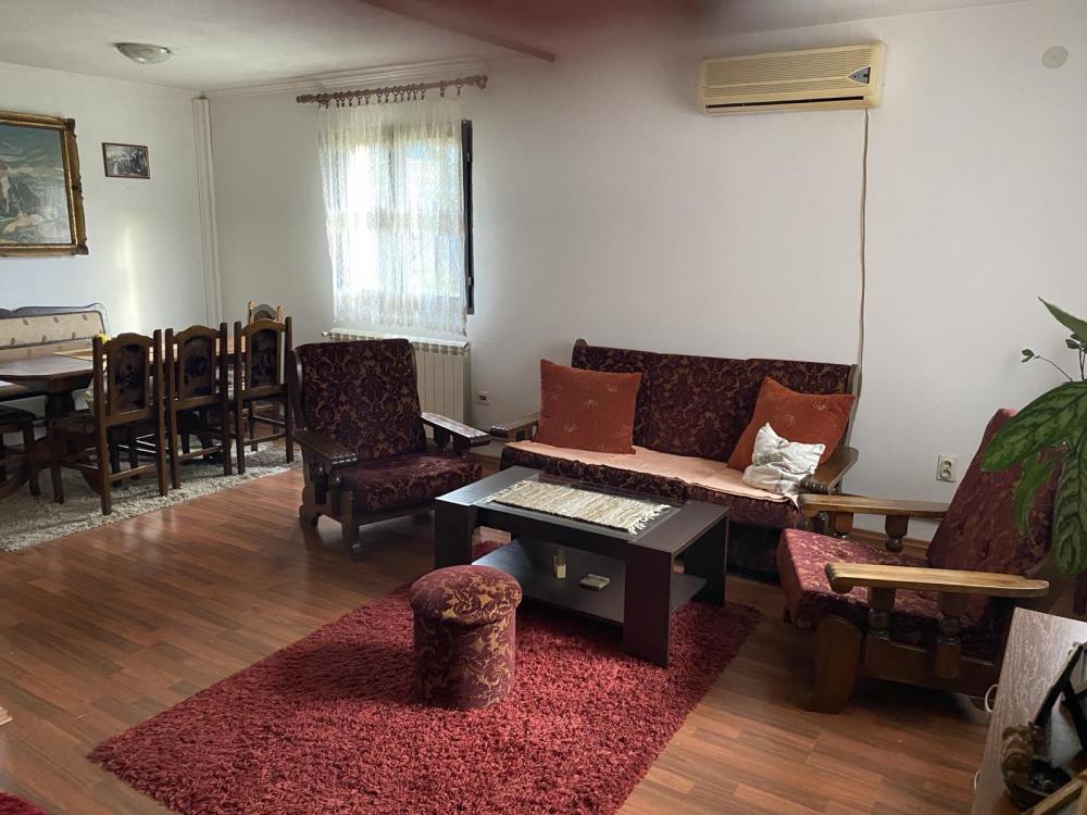 Slika 2 - Miodraga Nikolića (Vodovodska 11. deo),  Kuća za izdavanje, 83m2, 900€