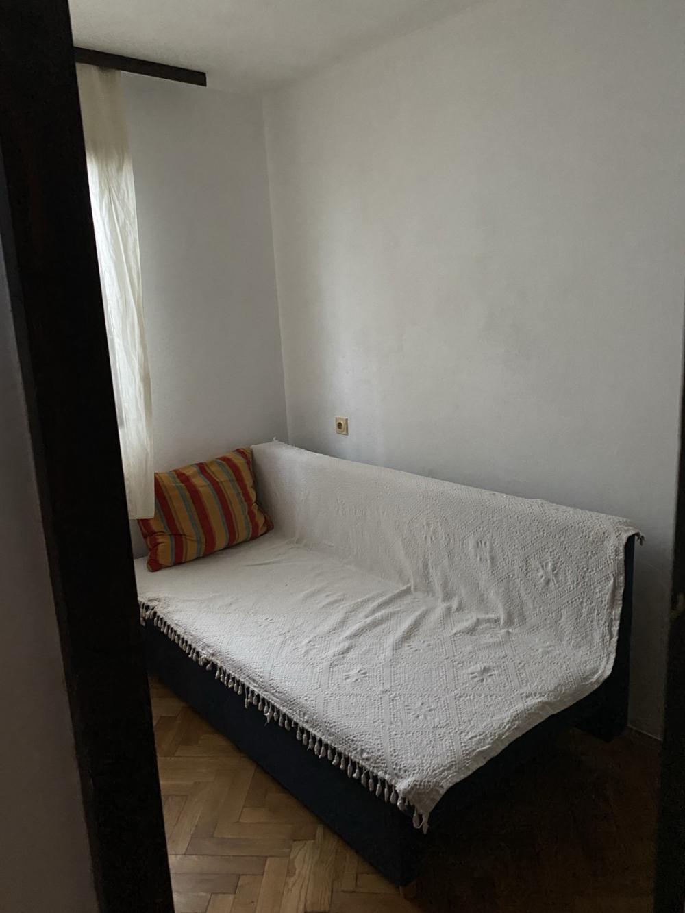 Slika 8 - Miodraga Nikolića (Vodovodska 11. deo),  Kuća za izdavanje, 83m2, 900€