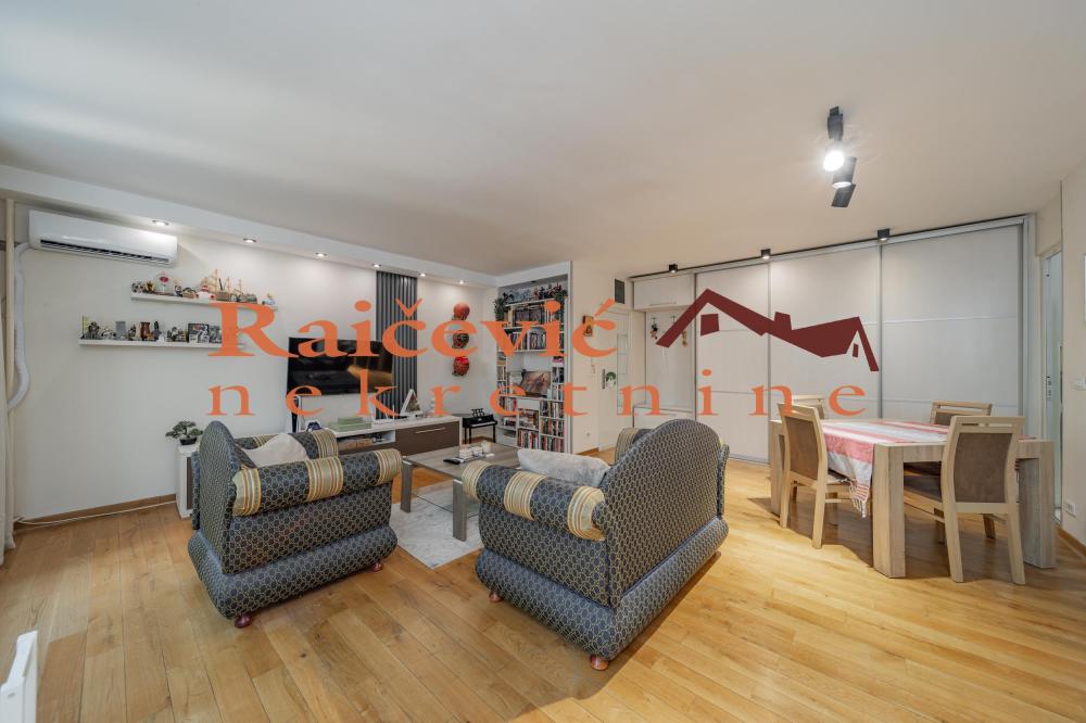 Slika 2 - Luke Vojvodica, Jednoiposoban stan na prodaju, 55m2, 176.000€