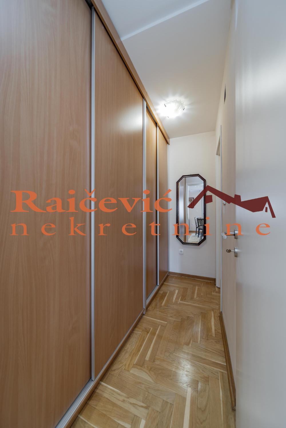 Slika 9 - Dragana Rakica, Trosoban stan na prodaju, 84m2, 304.500€