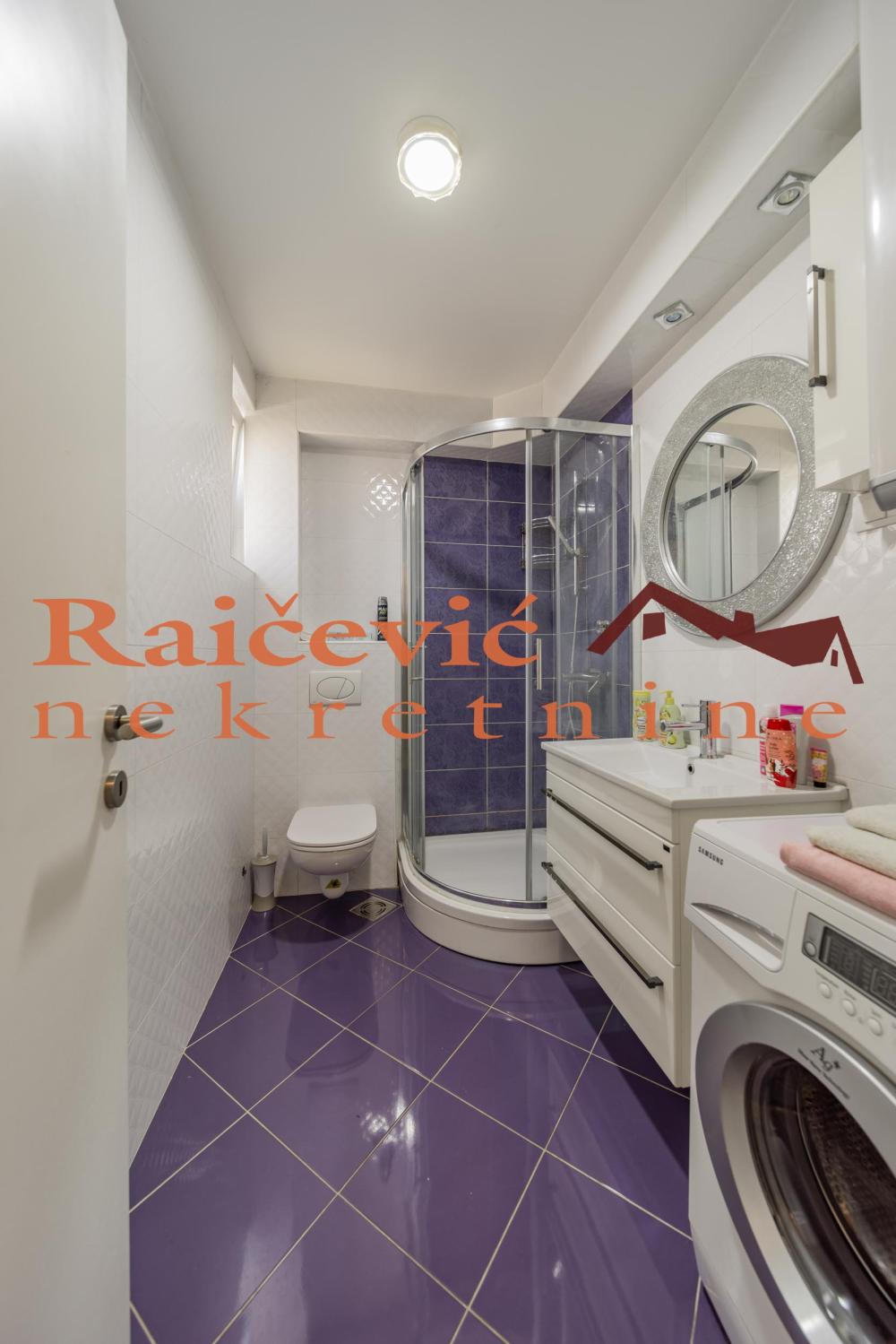 Slika 11 - Dragana Rakica, Trosoban stan na prodaju, 84m2, 304.500€