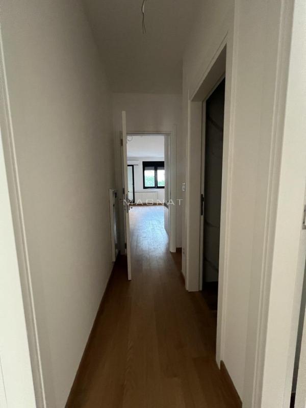 Slika 5 - Surdulička, Trosoban stan na prodaju, 71m2, 265.000€
