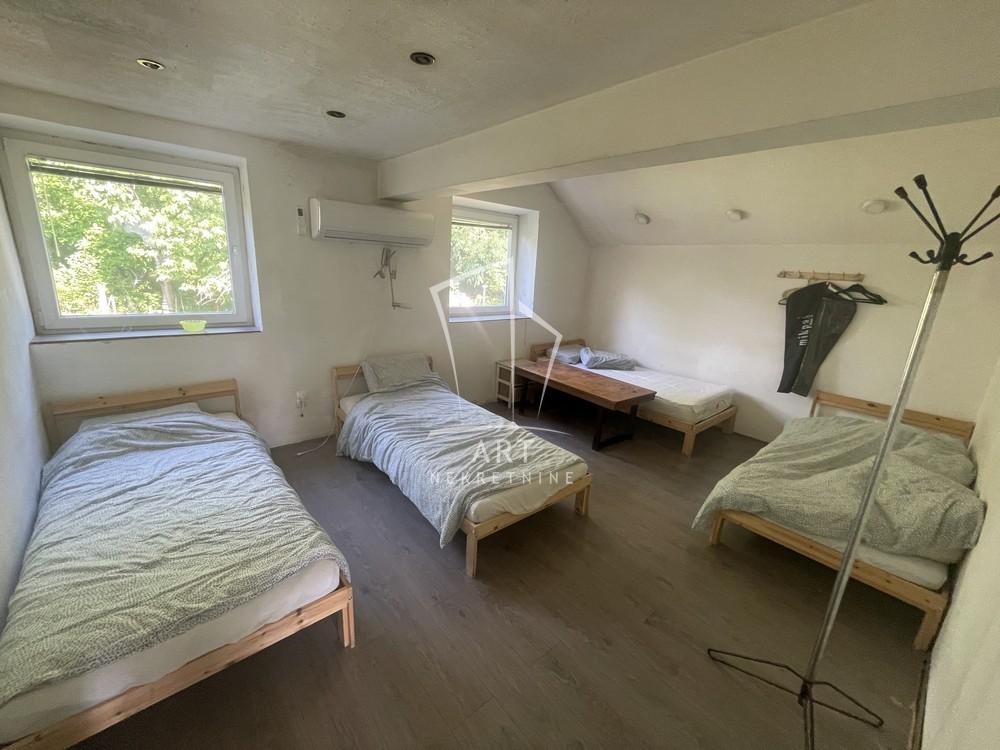 Slika 3 - Miće Orlovića, Četvorosoban stan za izdavanje, 104m2, 1.000€