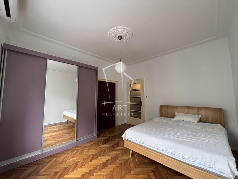 Slika 5 - Kralja Petra, Troiposoban stan za izdavanje, 103m2, 1.550€