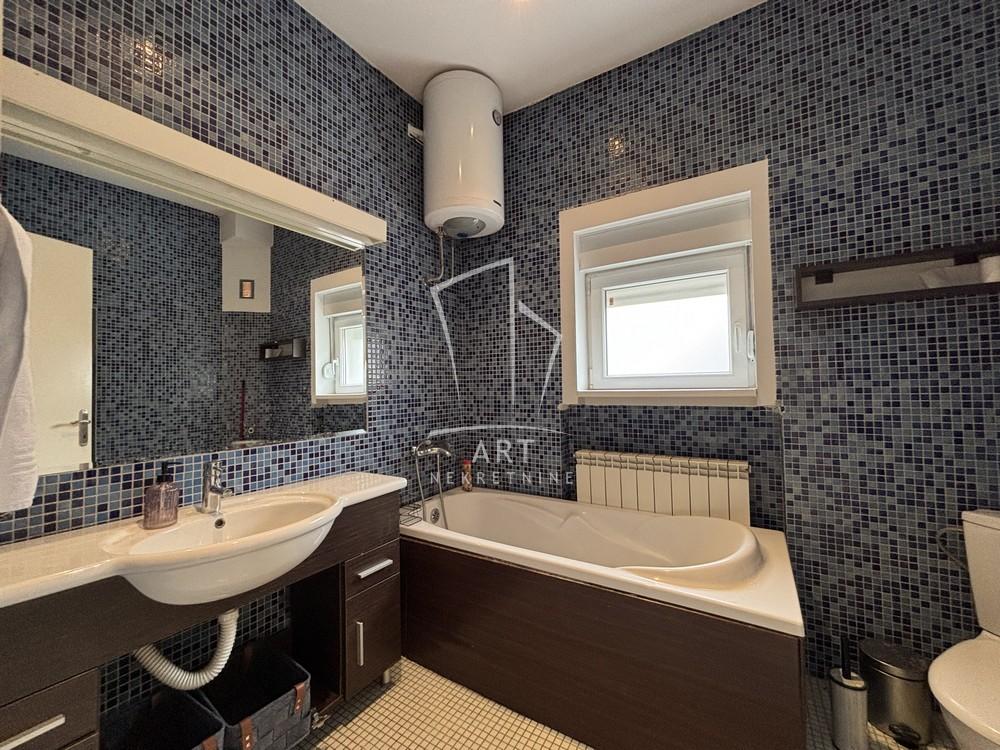 Slika 8 - Kralja Petra, Troiposoban stan za izdavanje, 103m2, 1.550€
