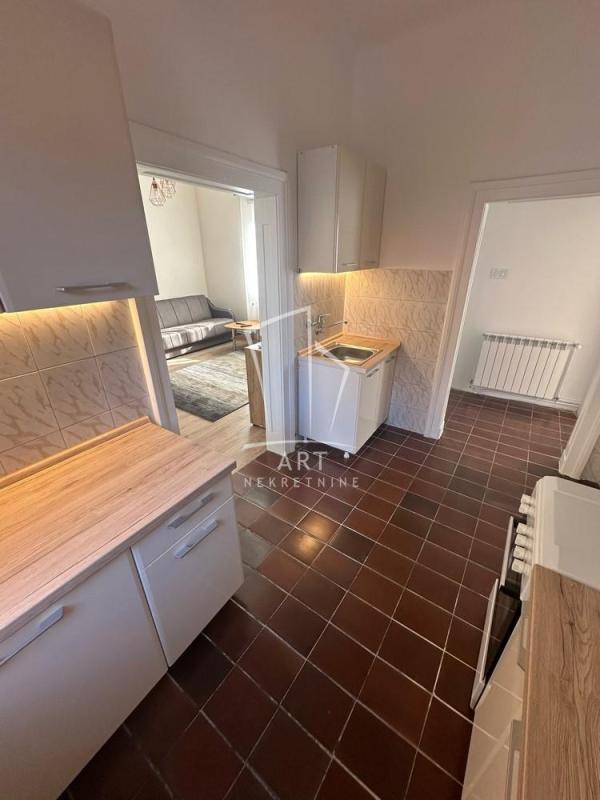 Slika 1 - Gundulićev Venac, Trosoban stan za izdavanje, 60m2, 800€