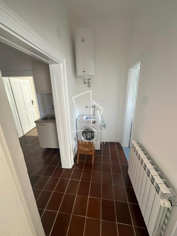 Slika 3 - Gundulićev Venac, Trosoban stan za izdavanje, 60m2, 800€