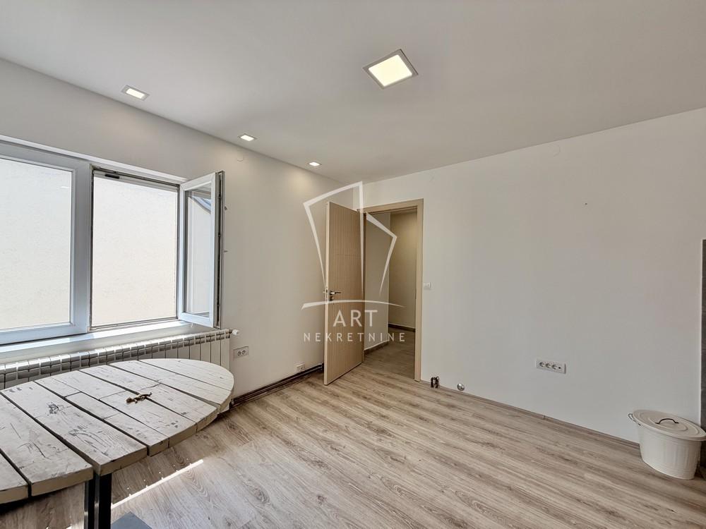 Slika 5 - Dečanska, Dvosoban stan na prodaju, 55m2, 239.500€