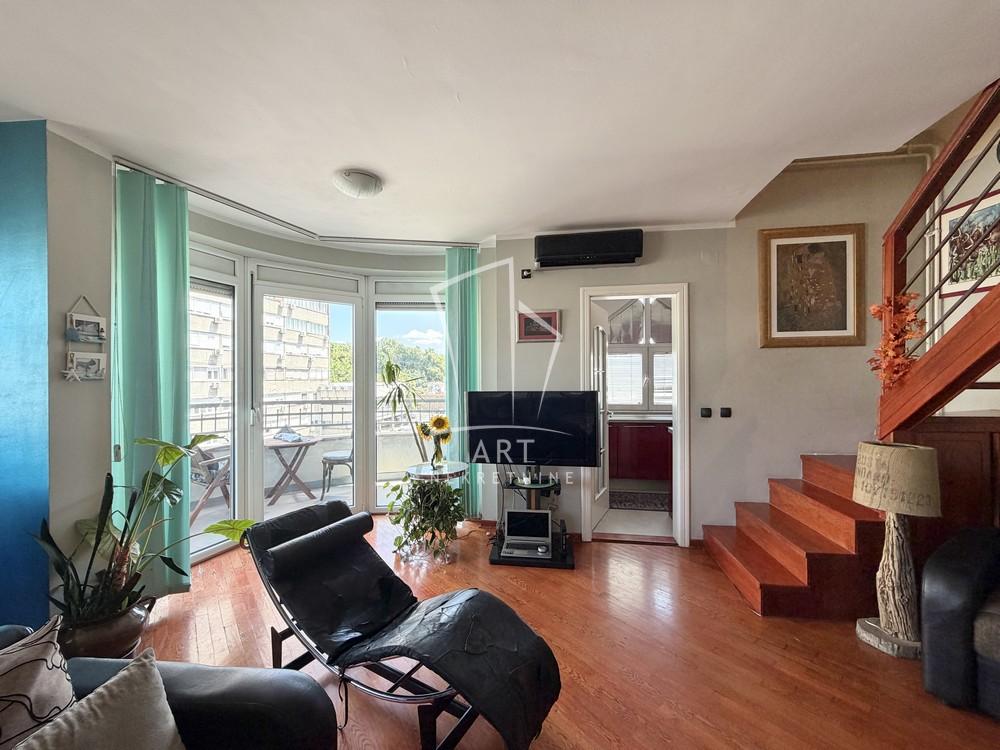 Slika 4 - Albanske spomenice, Trosoban stan na prodaju, 101m2, 315.000€
