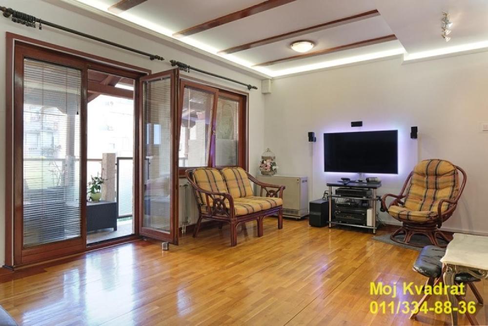 Slika 2 - Četvorosoban stan na prodaju, 104m2, 409.900€