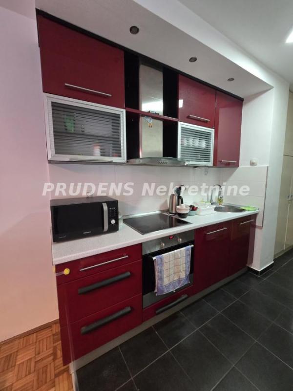 Slika 2 - Vojislava Ilića, Dvosoban stan za izdavanje, 64m2, 800€