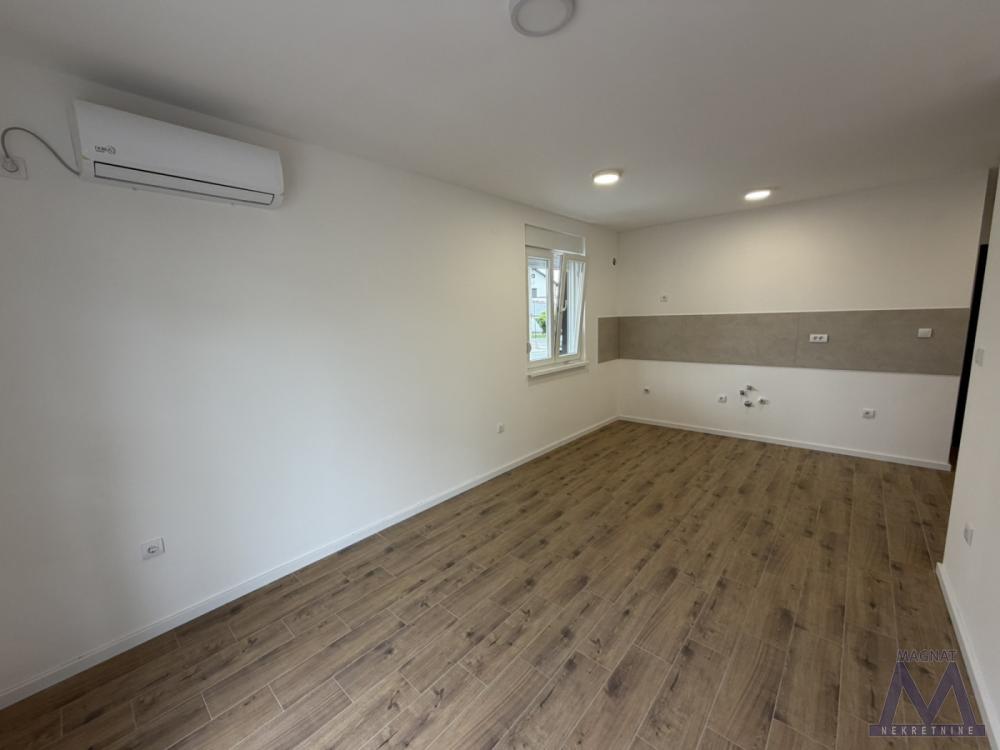 Slika 1 - Dvosoban stan na prodaju, 37m2, 80.000€