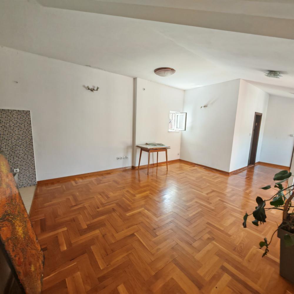 Glavna slika -Veliki Trg 3, Dvosoban stan za izdavanje, 75m2, 600€