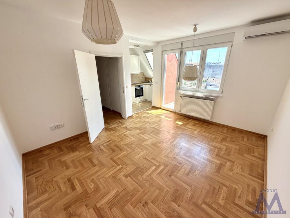 Slika 1 - Dvoiposoban stan na prodaju, 47m2, 154.500€