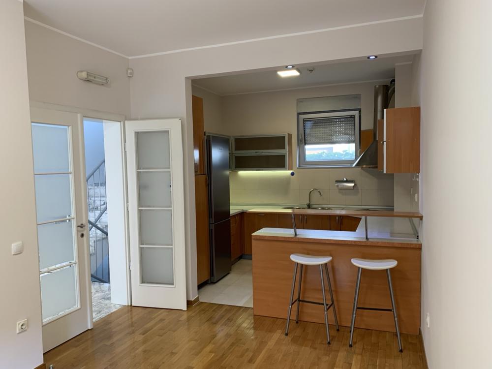 Slika 10 - Drinička,  Kuća za izdavanje, 220m2, 2.800€