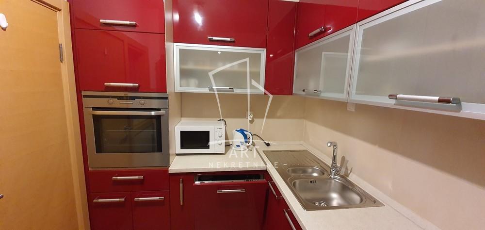 Slika 3 - Dubljanska, Trosoban stan za izdavanje, 83m2, 1.200€