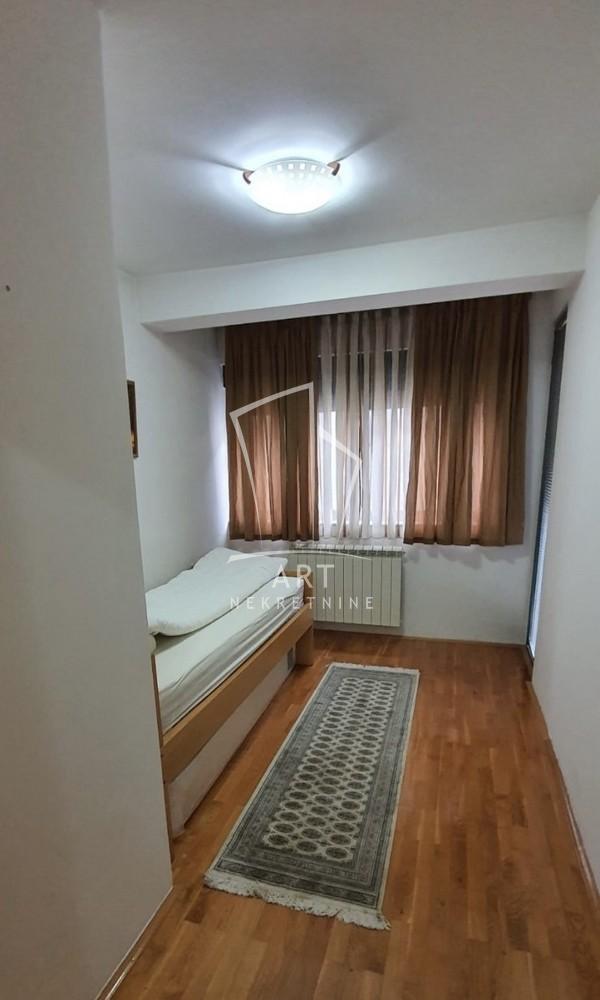 Slika 6 - Dubljanska, Trosoban stan za izdavanje, 83m2, 1.200€