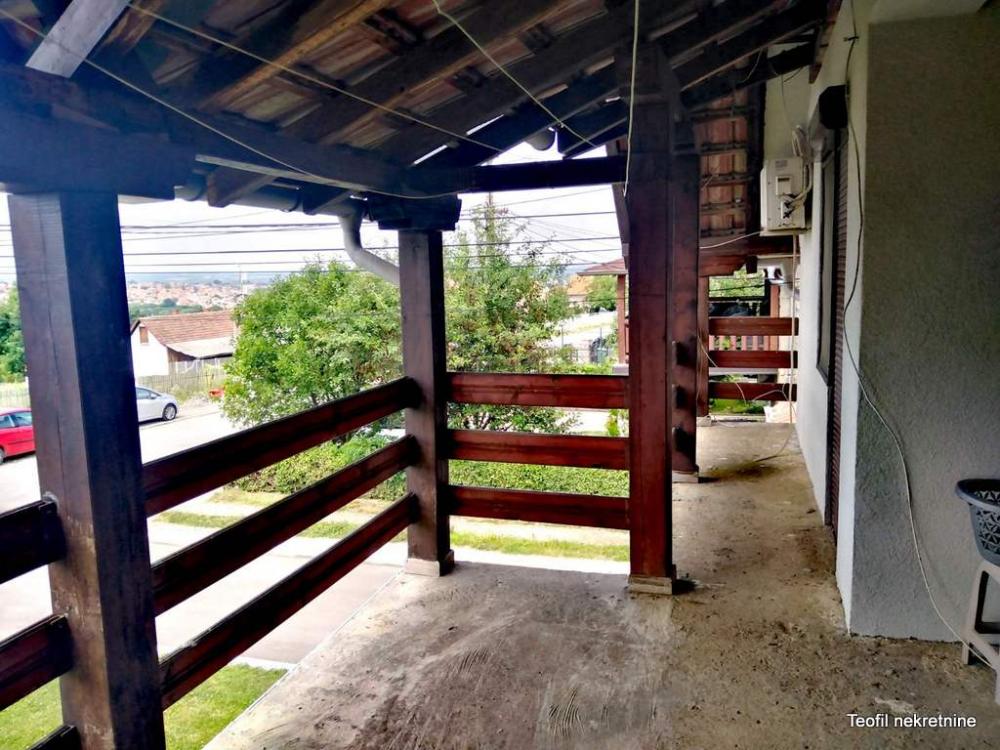 Slika 9 - Kolubarski trg,  Kuća na prodaju, 307m2, 260.000€