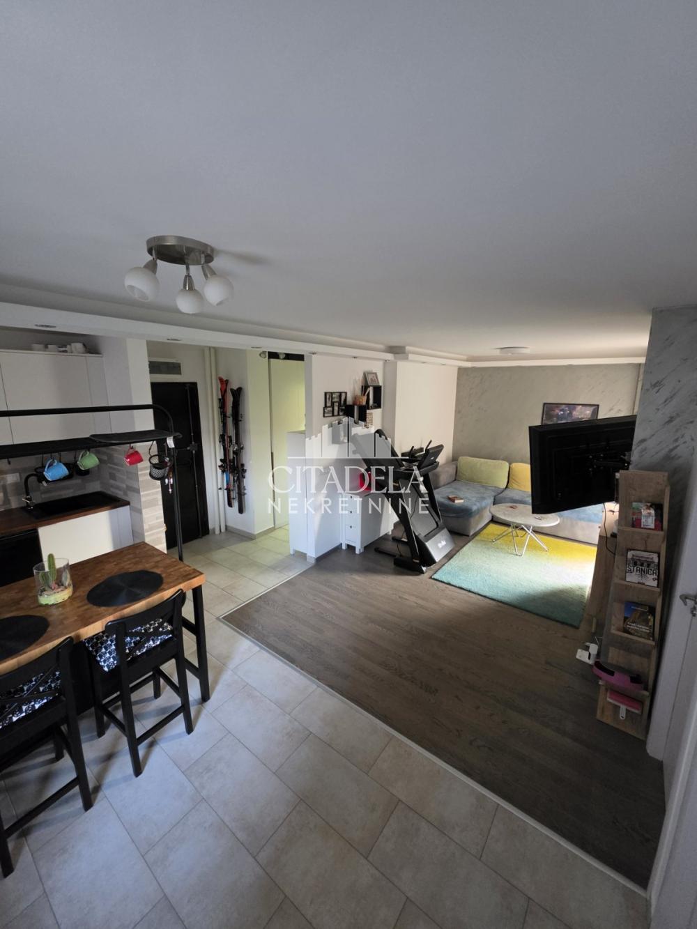 Glavna slika -Vinogradski Venac, Dvoiposoban stan na prodaju, 62m2, 217.000€
