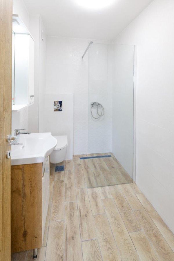 Slika 5 - Skopljanska, Dvosoban stan za izdavanje, 40m2, 600€