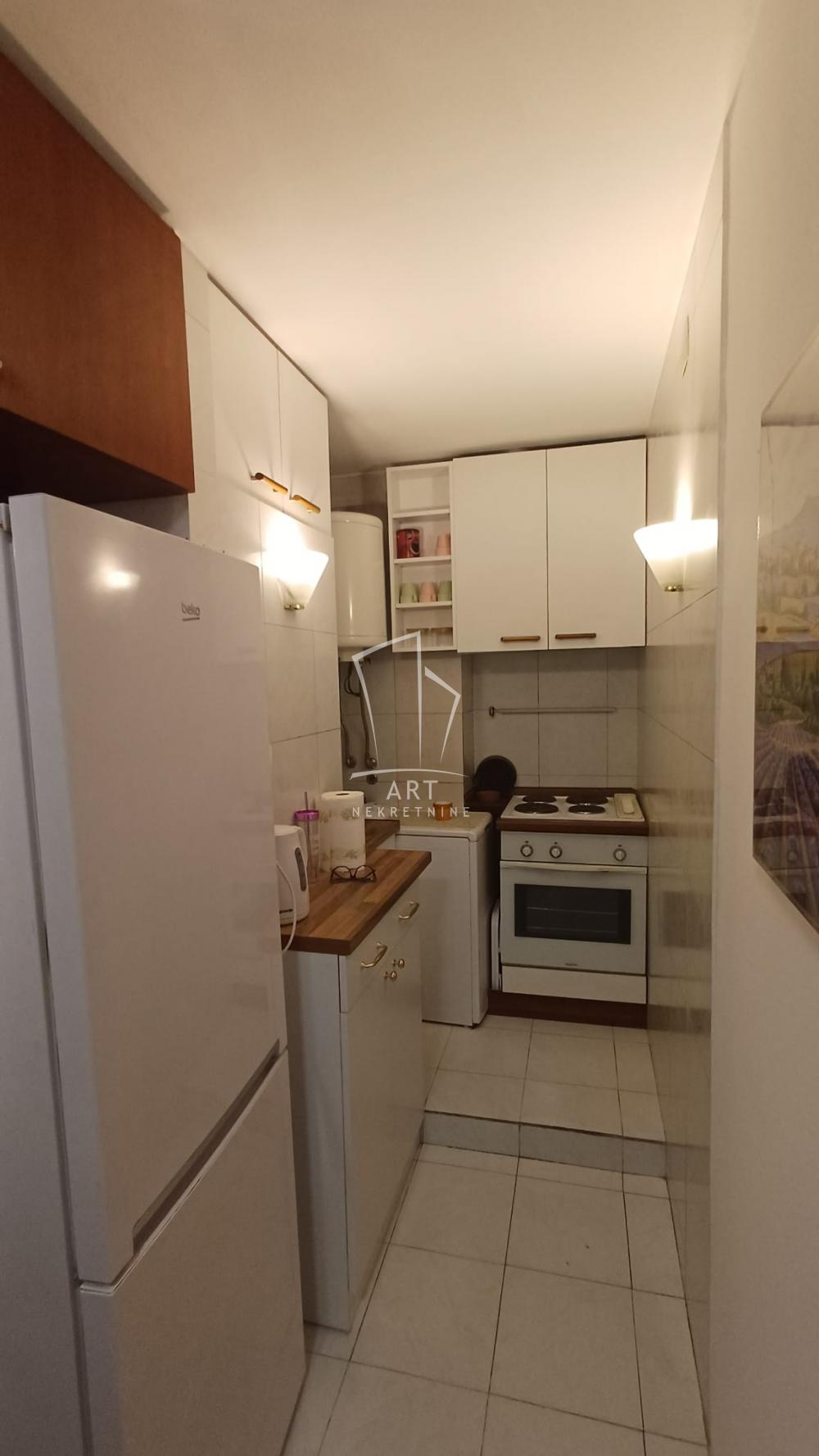 Slika 9 - Makedonska, Jednosoban stan za izdavanje, 32m2, 500€