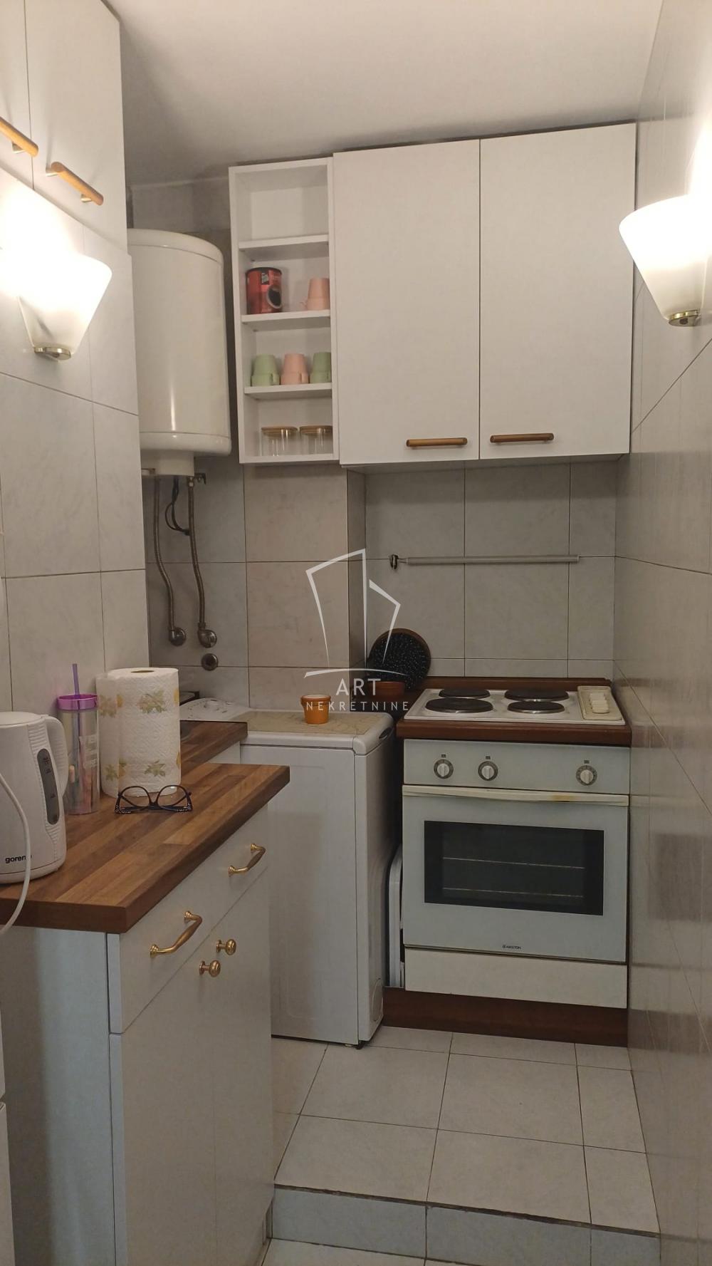 Slika 11 - Makedonska, Jednosoban stan za izdavanje, 32m2, 500€
