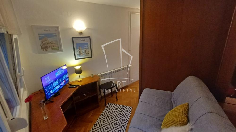 Glavna slika -Makedonska, Jednosoban stan za izdavanje, 32m2, 500€