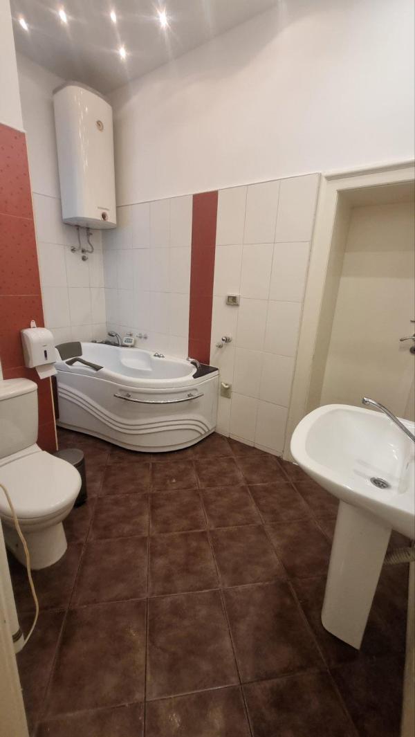 Slika 8 - Kralja Milana, Četvorosoban stan za izdavanje, 90m2, 1.100€